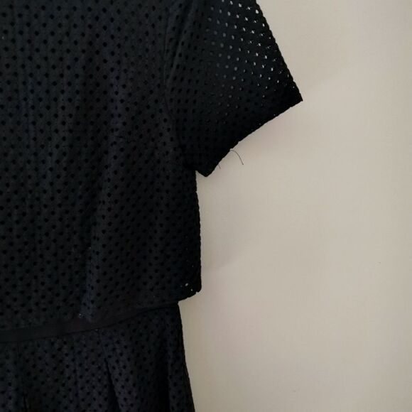 Cremieux fit and flare eyelet lace dress size S - Picture 2 of 6